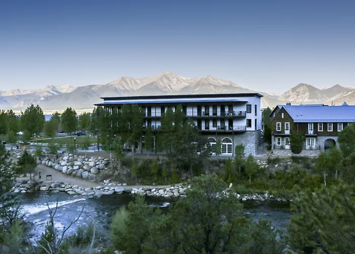Surf Hotel & Chateau Buena Vista