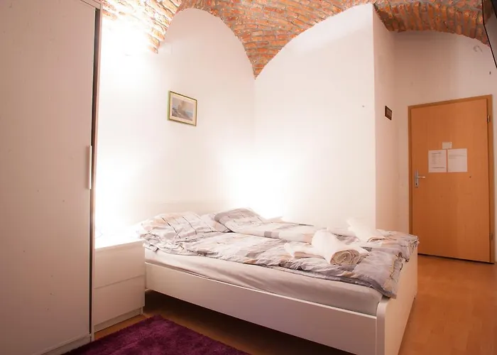 Guest House Nokturno