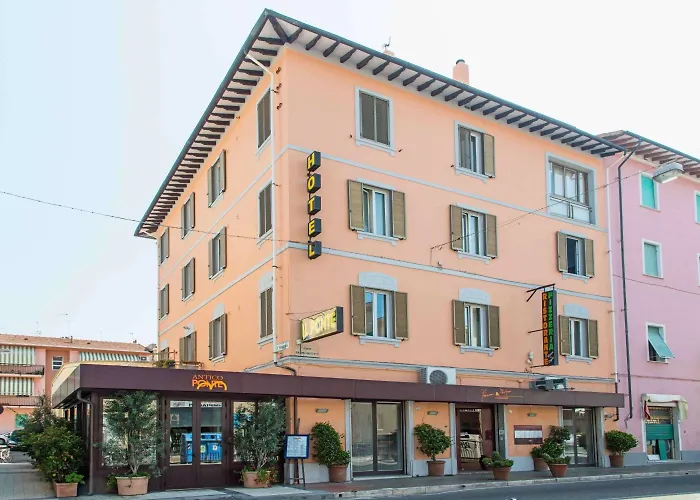 Hotel Il Ponte Cecina 