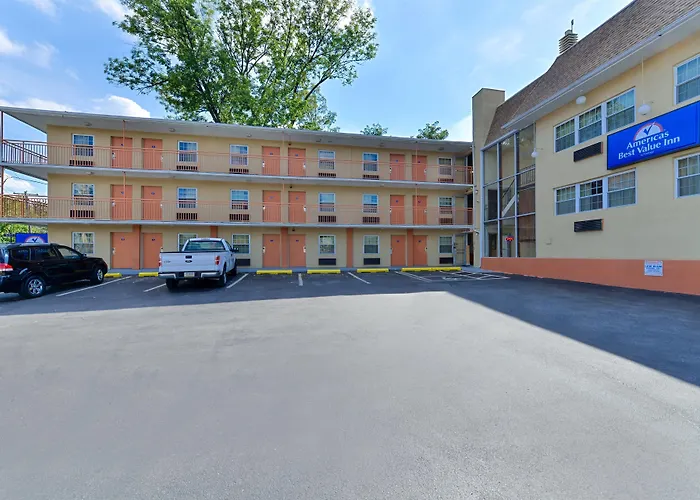 Media Inn & Suites