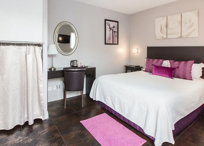 Hotel Le Figuier à Ivry-sur-Seine