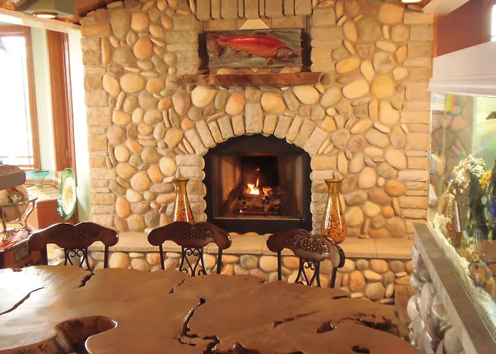 Collins Inn & Seaside Cottages (Adults Only) Westport