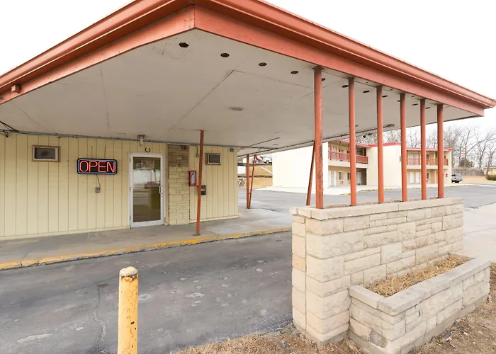 Cozy Rest Motel Des Moines