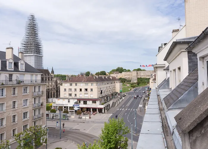 Logis Hotel Du Chateau Caen