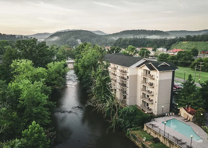 Twin Mountain Inn & Suites Pigeon Forge