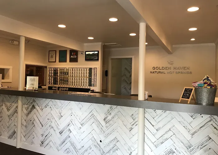 Golden Haven Hot Springs Hotel Calistoga
