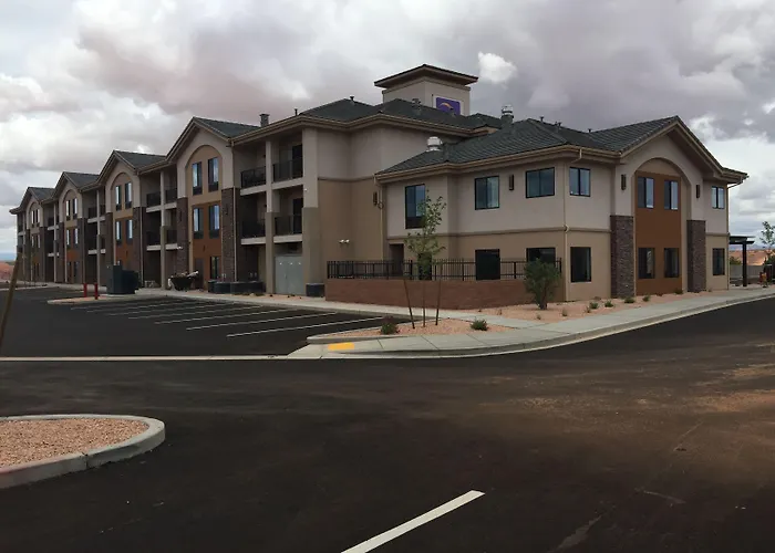 Sleep Inn & Suites Page At Lake Powell