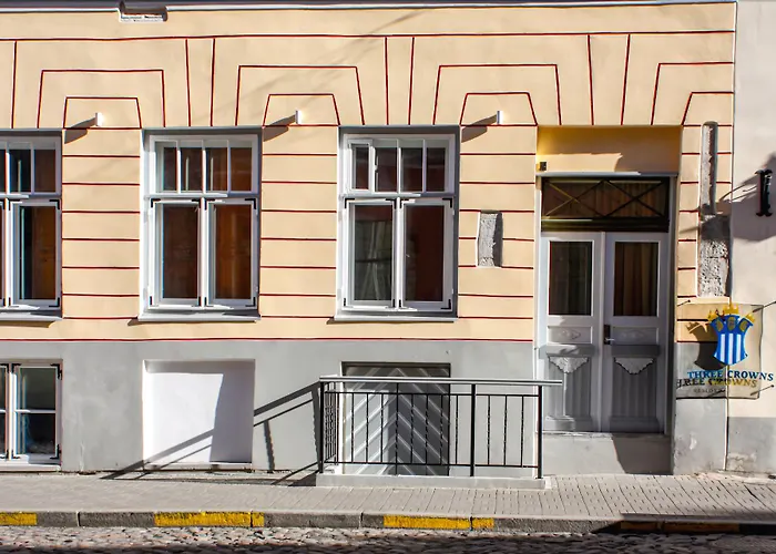 Three Crowns Residents Hotel Tallinn