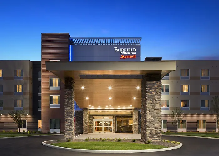 Fairfield Inn & Suites By Marriott Akron Fairlawn