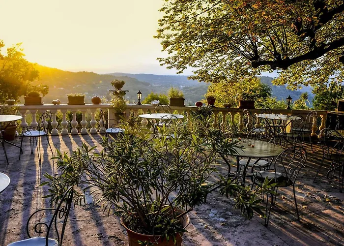 Logis Hôtel La Bellaudière Grasse