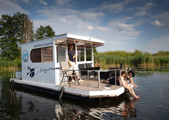 Havel Cruiser - Hausboot-Flöße mit Stil