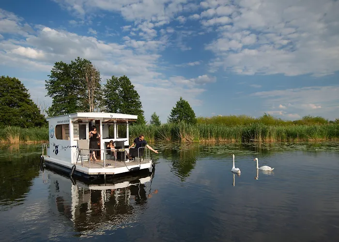 Havel Cruiser - Hausboot-Flöße mit Stil Brandenburg an der Havel