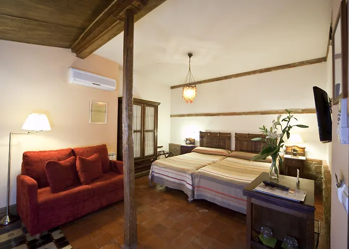 Hotel Boutique La Morada de Juan de Vargas Villanueva De Los Infantes