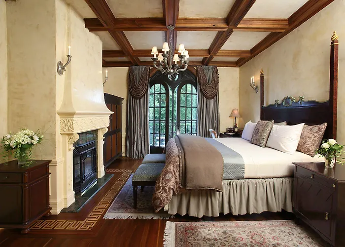 Ledson Hotel & Zina Lounge Sonoma