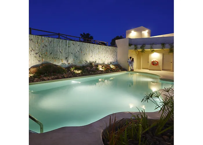Hotel Galería Essentia