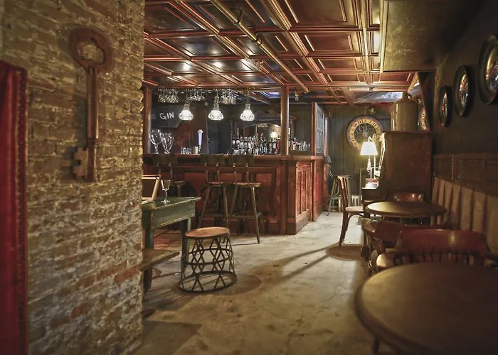 Maxwell Mansion Hotel