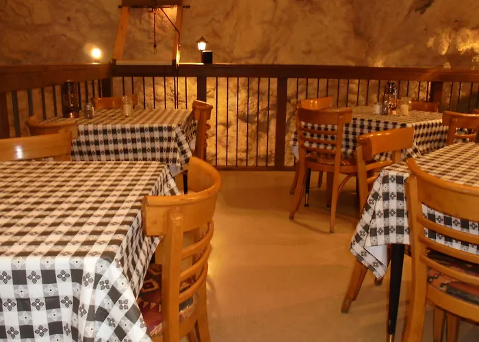 Grand Canyon Caverns Inn Peach Springs