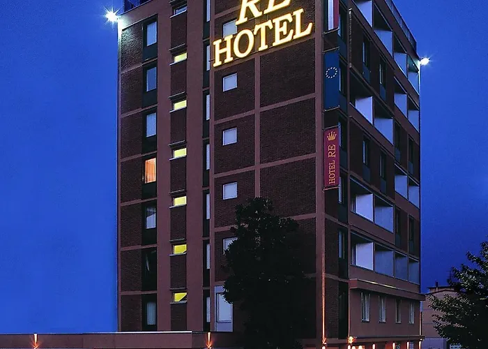 Hotel Re