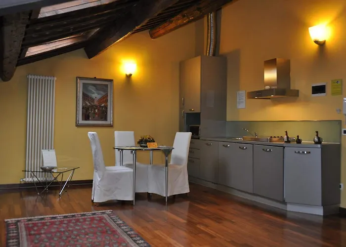 Piazza Nova Guest House Ferrara