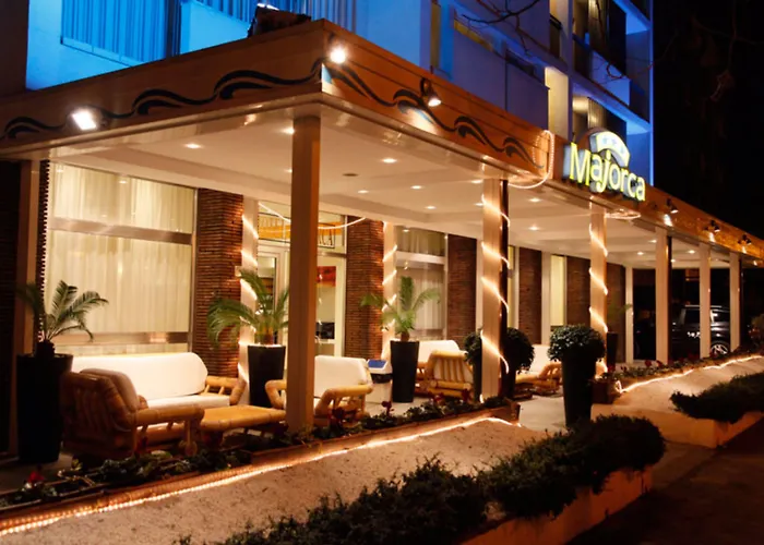 Hotel Majorca con uso piscina Riccione