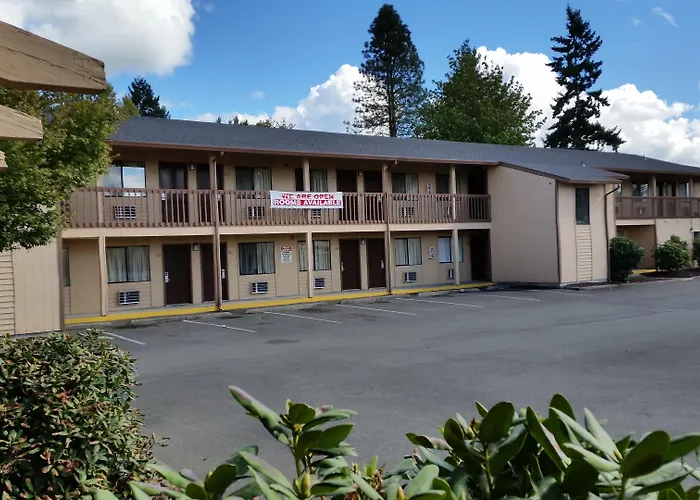 Centralia Inn