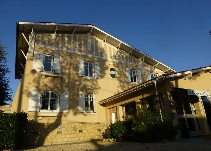 Hôtel Le Grain de Sable Ares