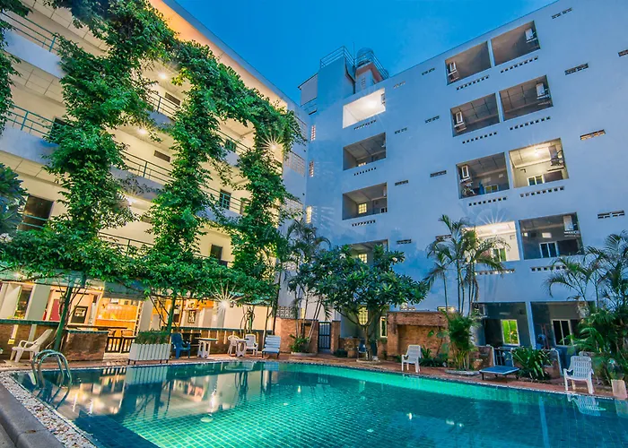 Sutus Court 5