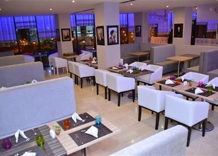 Hotel Adef Oran