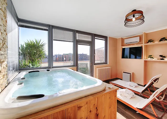 Penthouse Station Luxury Suites & Apartment Brindisi