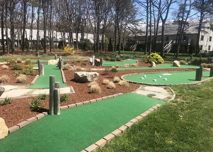 Mashpee Hotels