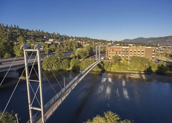 Hampton Inn & Suites Hood River