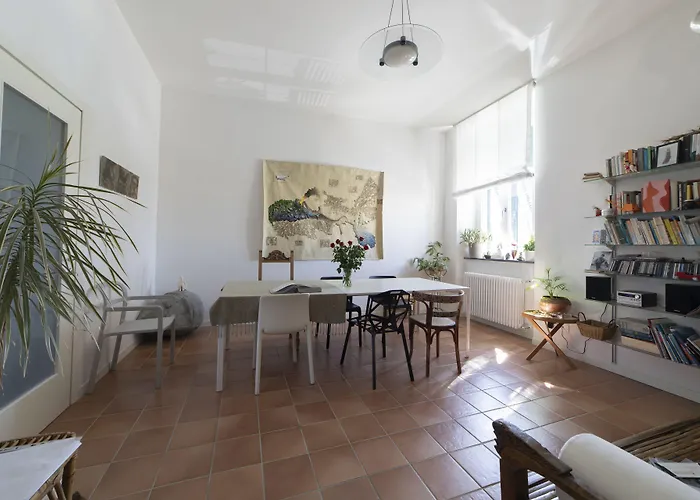 Dogana D'Acqua Rooms & Art Livorno