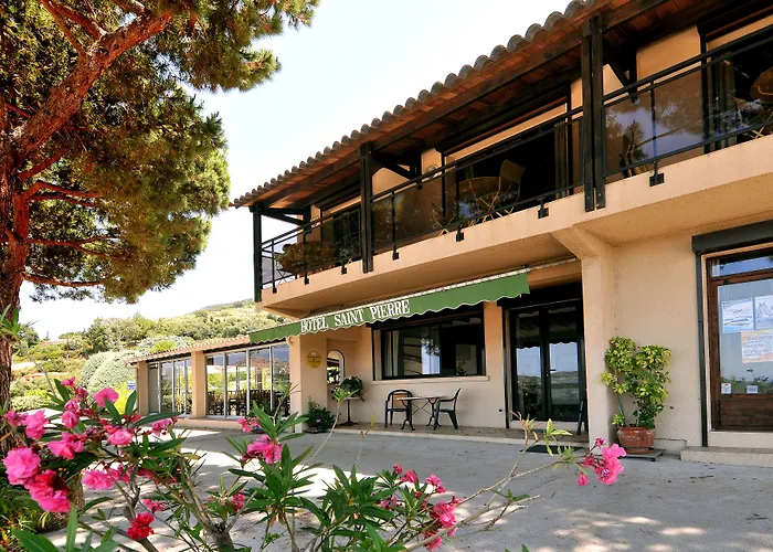 Hotel Domaine de Saint Pierre à Cargèse