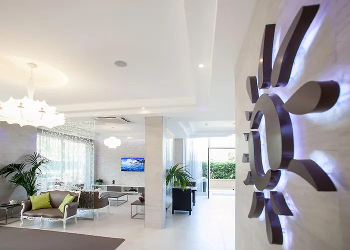Hotel Liberty Beach - Parking&Beach included Riccione