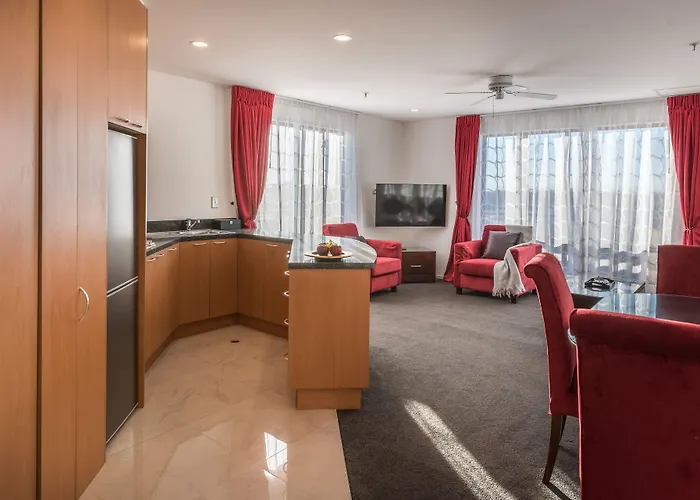 Fino Hotel & Suites Christchurch