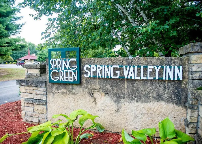 Spring Valley Inn Spring Green