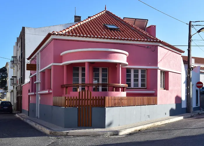 Mercearia D'Alegria Boutique B&B Peniche