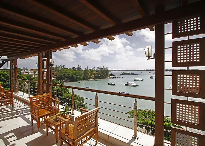 Azure Beach Boutique Hotel Grand Baie