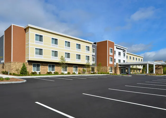 Fairfield Inn & Suites By Marriott Plymouth White Mountains