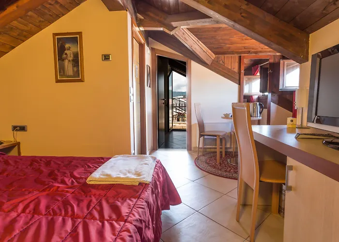 Hotel Conte Ruggero Serra San Bruno
