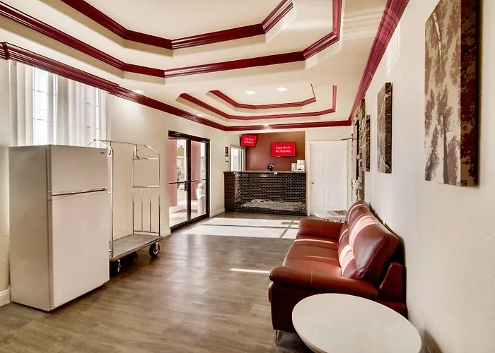 Red Roof Inn & Suites Pensacola-Nas Corry Beach Haven