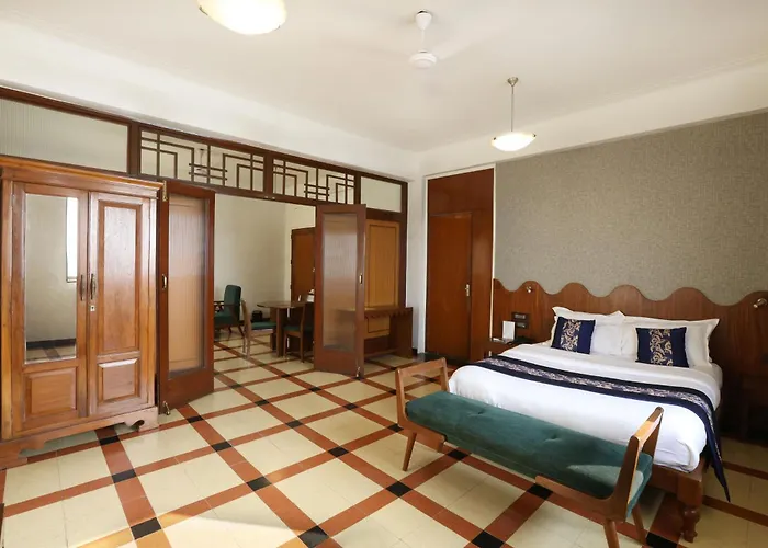 Sea Green Hotel