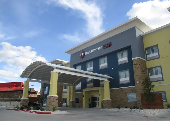 Best Western Plus Lampasas Inn & Suites
