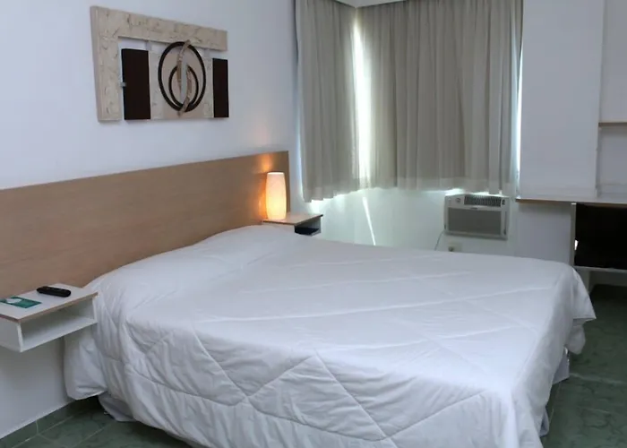 Champs Dumont Apart Hotel