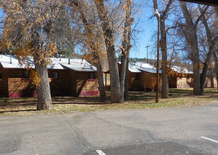 Elkhorn Lodge