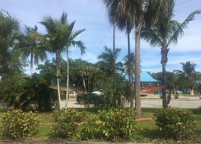 Latitude 26 Waterfront Boutique Resort - Fort Myers Beach