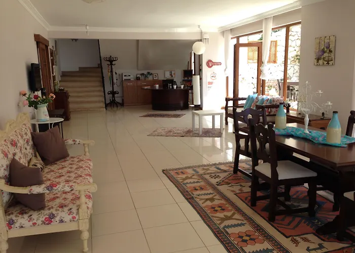 Lavender'S Lodge Hotel Kalkan