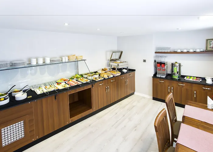 Perla Arya Hotel