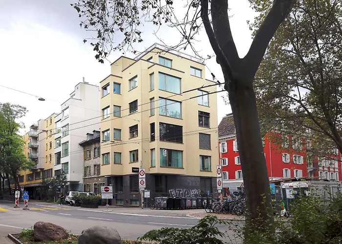 Iq130 Apartment Hotel Zurique