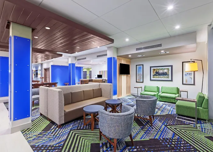 Holiday Inn Express And Suites Chanute By Ihg